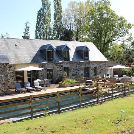 Hotel Le Val Daninière à Le Mesnil-Garnier Extérieur photo