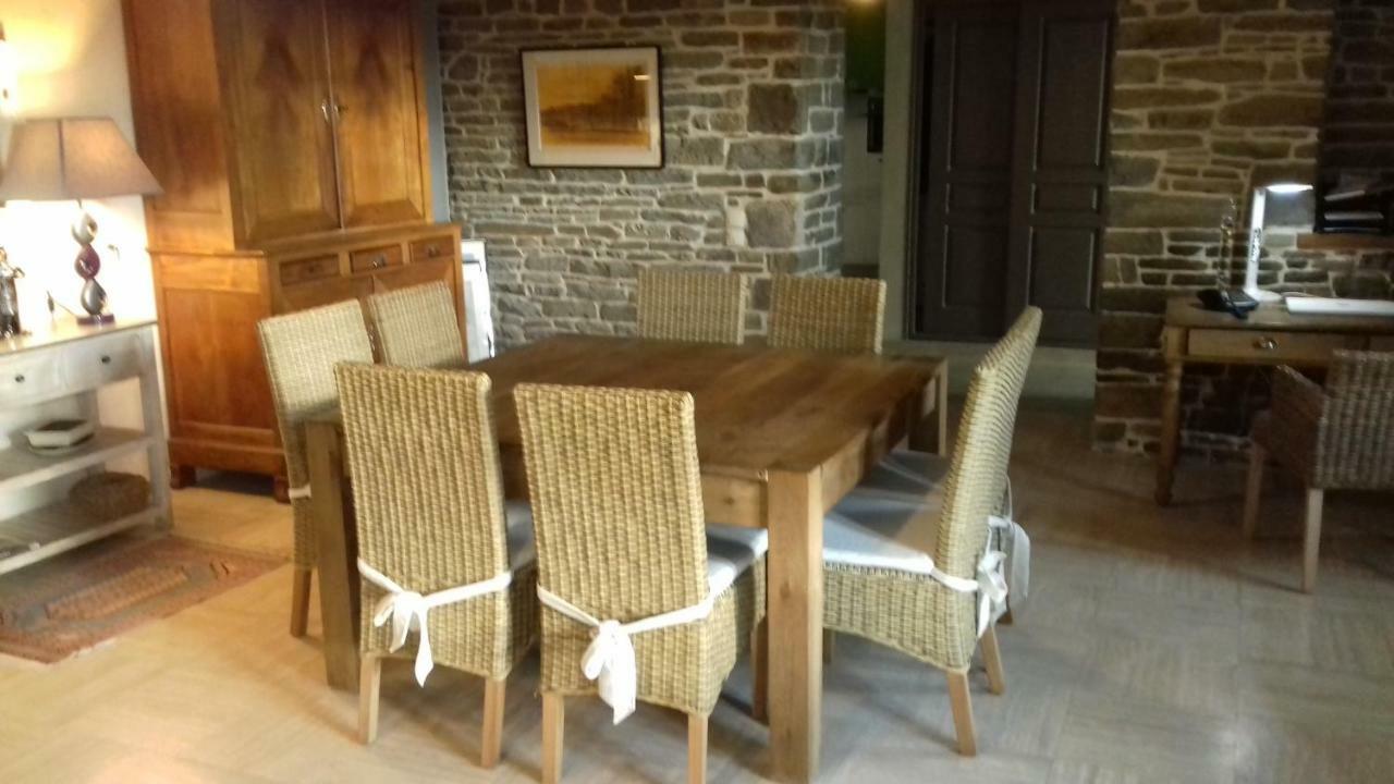 Hotel Le Val Daninière à Le Mesnil-Garnier Extérieur photo