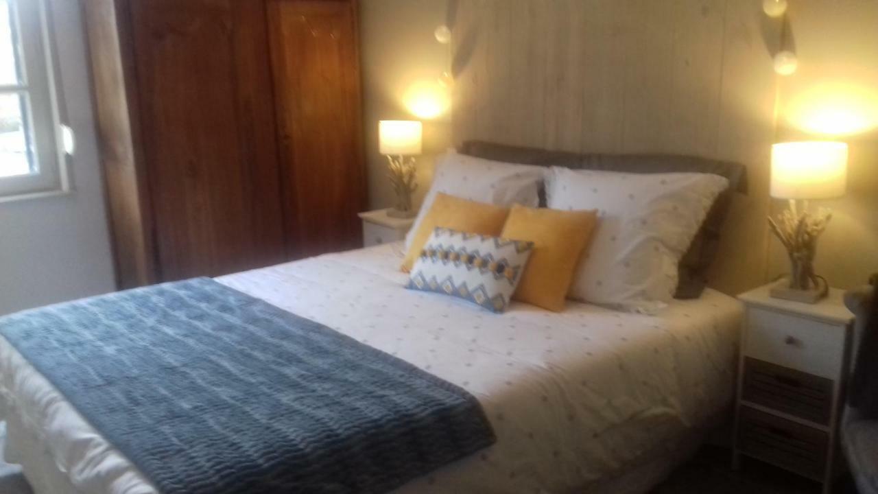 Hotel Le Val Daninière à Le Mesnil-Garnier Extérieur photo